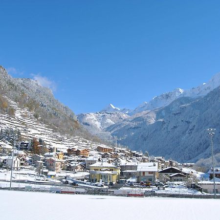 Casa Vacanza La Rocca Chiesa in Valmalenco Ngoại thất bức ảnh