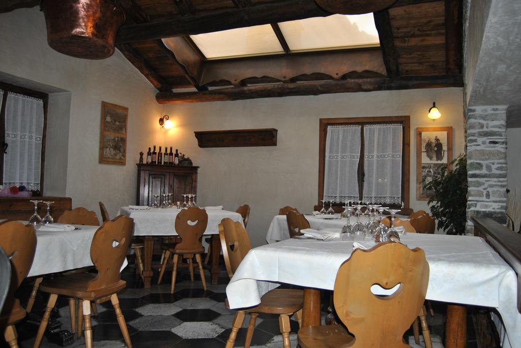 Casa Vacanza La Rocca Chiesa in Valmalenco Ngoại thất bức ảnh