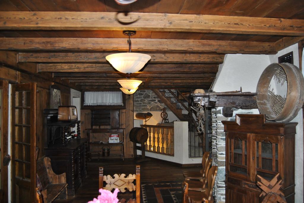 Casa Vacanza La Rocca Chiesa in Valmalenco Ngoại thất bức ảnh