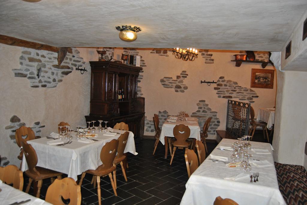 Casa Vacanza La Rocca Chiesa in Valmalenco Ngoại thất bức ảnh