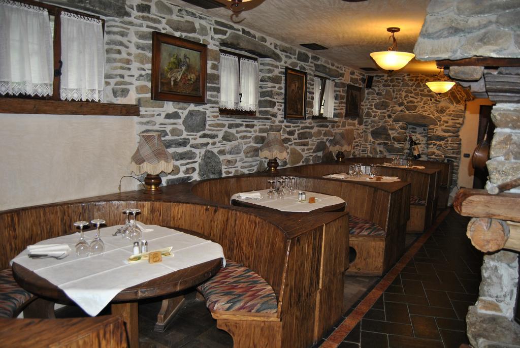 Casa Vacanza La Rocca Chiesa in Valmalenco Ngoại thất bức ảnh