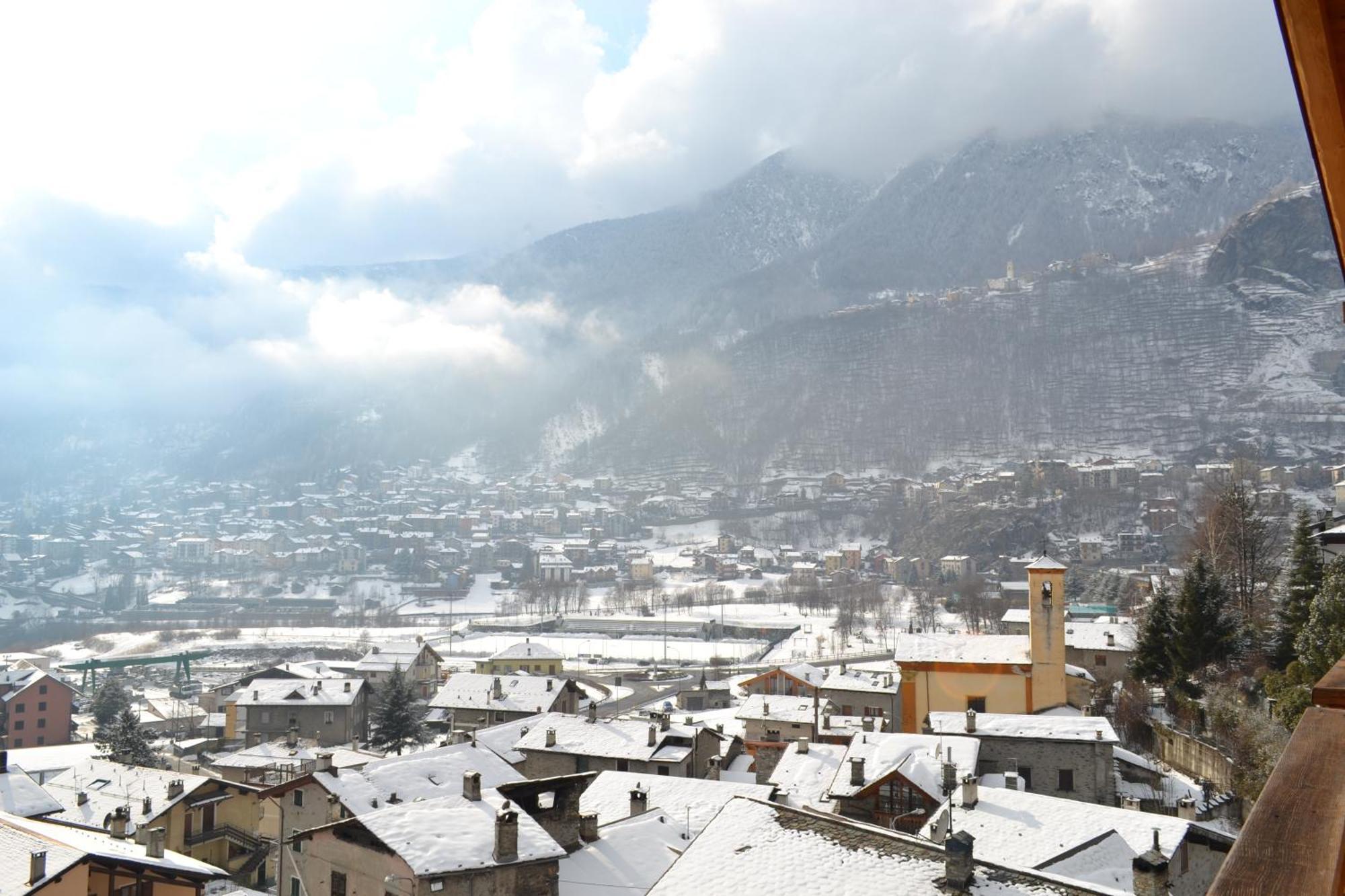 Casa Vacanza La Rocca Chiesa in Valmalenco Ngoại thất bức ảnh