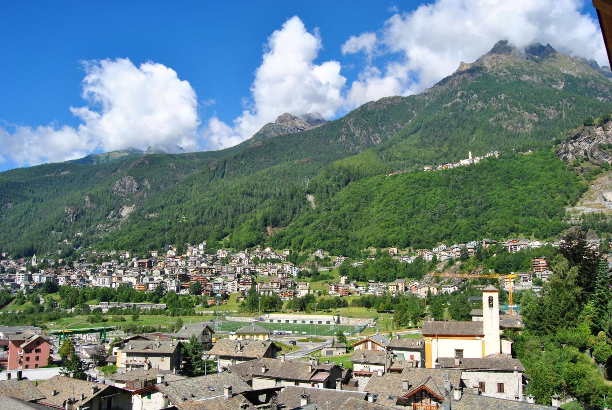 Casa Vacanza La Rocca Chiesa in Valmalenco Ngoại thất bức ảnh