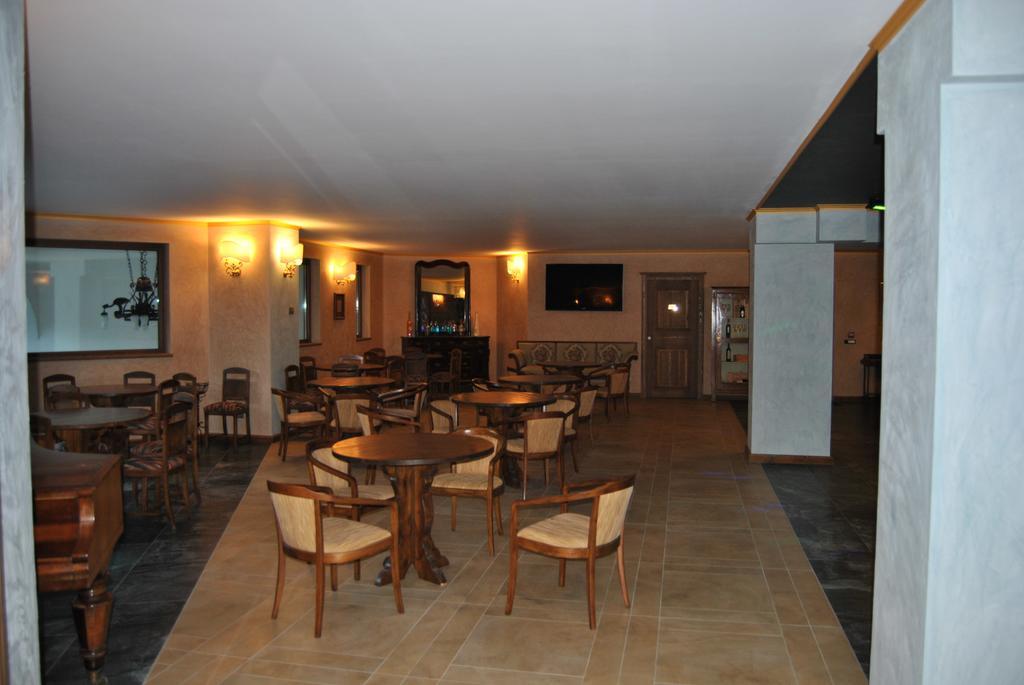 Casa Vacanza La Rocca Chiesa in Valmalenco Ngoại thất bức ảnh