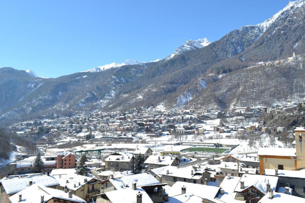 Casa Vacanza La Rocca Chiesa in Valmalenco Phòng bức ảnh